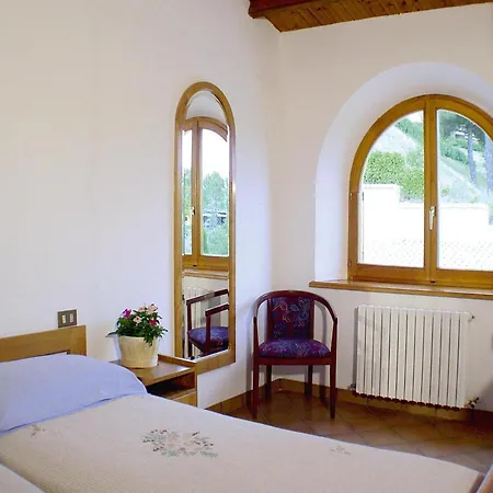 Apartment In La Ginestra In