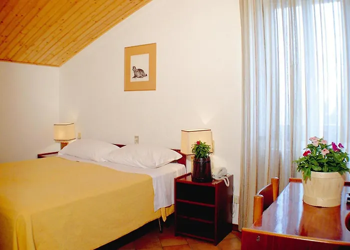 In Marche With Scenic Hiking Trails Apartment